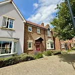 Baileys House - Part Of The The Bay Village With Pool, Gym And Direct Access, Pub, Restaurant, Tennis And Meadows Walks * פילי