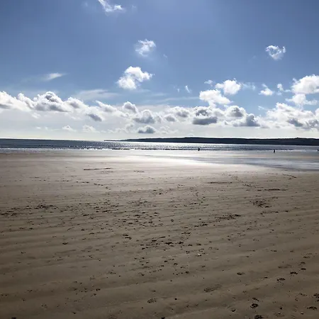 Baileys House - Part Of The The Bay Village With Pool, Gym And Direct Access, Pub, Restaurant, Tennis And Meadows Walks * Файли
