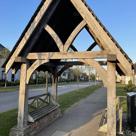 Ferienhaus Baileys House - Part Of The The Bay Filey Village With Pool, Gym And Direct Access, Pub, Restaurant, Tennis And Meadows Walks Reighton