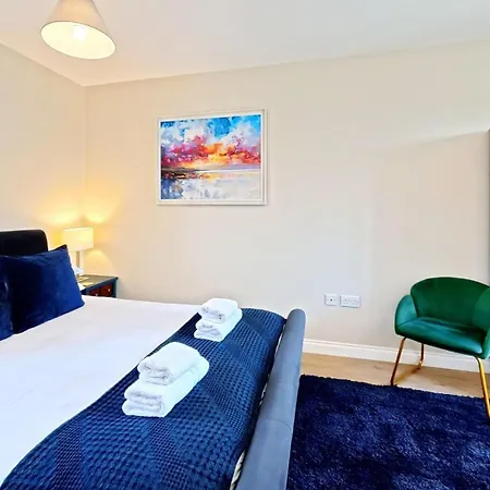 Дом отдыха Baileys House - Part Of The The Bay Village With Pool, Gym And Direct Access, Pub, Restaurant, Tennis And Meadows Walks Файли